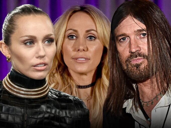 Miley Cyhus Tish Cyrus Billy Ray Cyrus Utama Getty