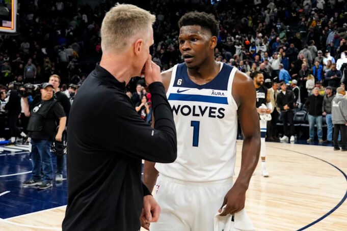 Kata -kata Steve Kerr berfungsi sebagai motivasi bagi Anthony Edwards untuk meningkatkan latihan dan permainannya. Sekarang Kerr akan melihat buah dari pekerjaan itu secara langsung dengan perjalanan ke final Wilayah Barat yang dipertaruhkan. David Berding/Getty Images)