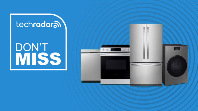 Penjualan 4 Juli Best Buy Live - Hemat hingga 50% untuk Peralatan Utama

