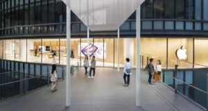 Apple memamerkan toko baru di Osaka, Jepang; Kunci aksesibilitas

