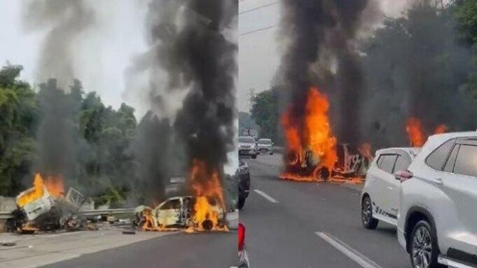 Sebuah kecelakaan mobil pikap terjadi di Tol Jakarta-Cikampek (Japek). Mobil tersebut tidak hanya mengalami kecelakaan, tetapi juga terbakar.