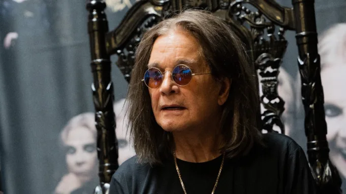 Keluarga, Teman, Selebriti Ingat Ozzy Osbourne
