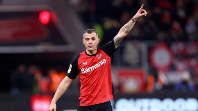 Leverkusen tidak akan membiarkan pemain lagi pergi - sepuluh hag di tengah tautan transfer Xhaka ke Sunderland
