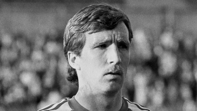 Liverpool, legenda Wrexham Joey Jones meninggal berusia 70 tahun
