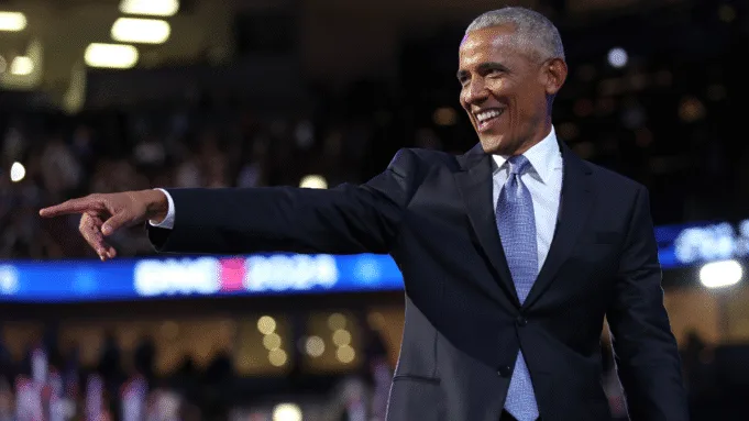 Pernyataan Obama yang jarang membanting konspirasi pemilu Trump 2016
