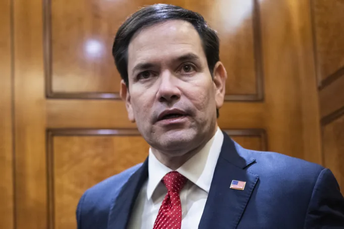 Trump Cronies Gin Up New Gang Panic untuk Membenarkan Agenda Brutal
