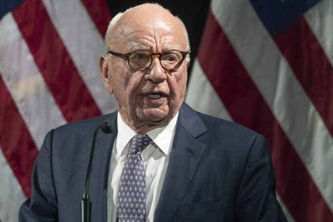 Wow, gugatan Trump terhadap Wall Street Journal adalah Bonkers
