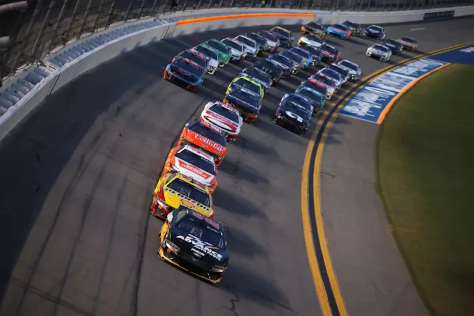 2025 Playoff Seri Piala NASCAR: Cara Menonton The Cook Out Southern 500, Channel, Streaming Info dan Lainnya
