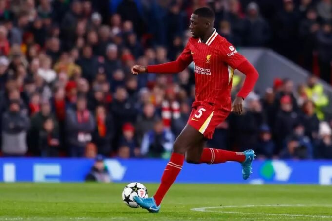 Real Madrid dan Liverpool Diberikan Dorongan Saat Suitor Memberi Minat pada Bek
