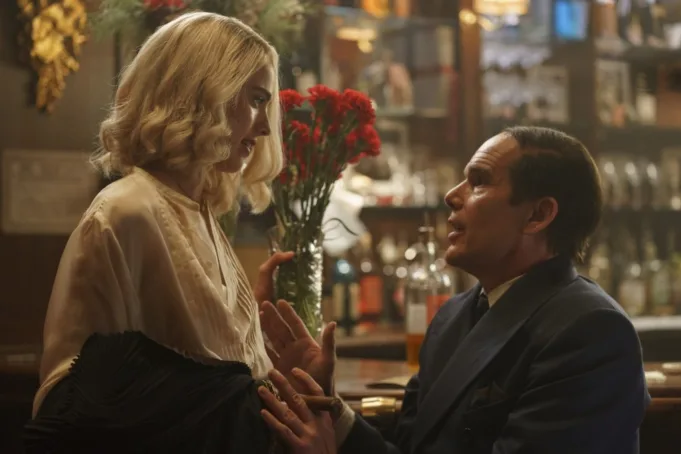 Akankah Ethan Hawke memenangkan Oscar karena bermain Lorenz Hart di Blue Moon?
