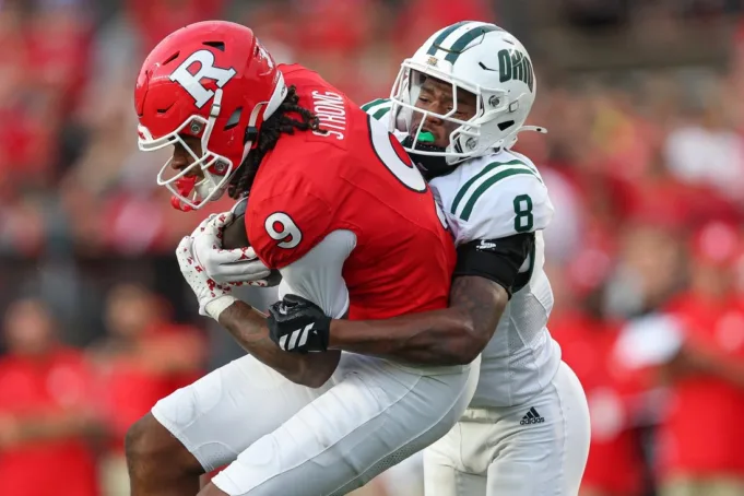 Athan Kaliakmanis melewati Rutgers untuk membuka kemenangan atas Ohio

