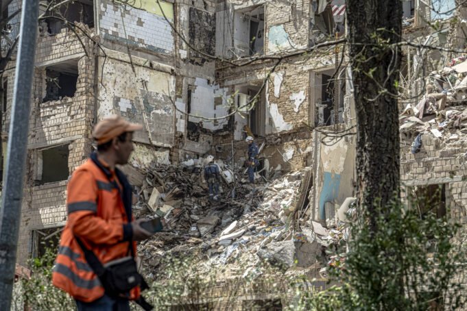 Russian missile and drone attack Kyiv