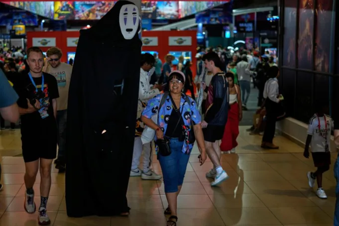 Comic-Con Afrika menarik ribuan penggemar, cosplayer ke Johannesburg
