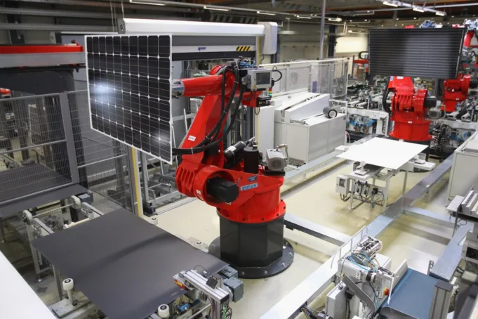 Investasi manufaktur AS tersandung saat pembatalan teknologi bersih menumpuk
