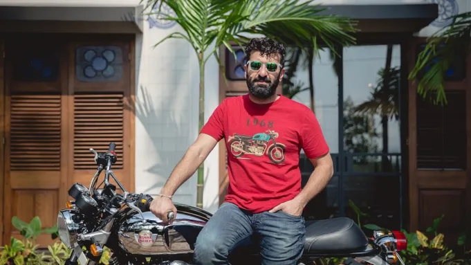 Kelelawar Siddhartha Lal Royal Enfield untuk seragam 18% GST pada semua kendaraan roda dua
