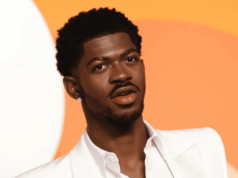 Dapatkan update terkini tentang Lil Nas X yang dirawat di rumah sakit setelah menunjukkan gejala overdosis.