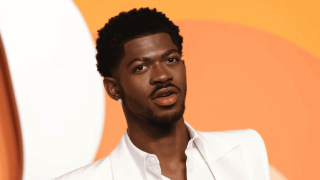 Dapatkan update terkini tentang Lil Nas X yang dirawat di rumah sakit setelah menunjukkan gejala overdosis.