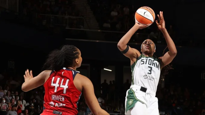 Pemain Kopling WNBA Terbaik: Bueckers, Collier, Wilson, Lainnya
