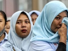 Para pengusaha di Indonesia telah menyerukan pemerintah untuk mengambil langkah cepat guna mencegah PHK dan meningkatkan daya saing ekonomi.