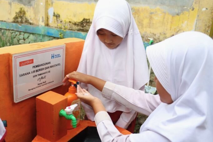 Penyediaan Akses Sanitasi Sekolah di Indonesia Langkah Menanamkan PHBS Sejak Usia Dini Penyediaan Akses Sanitasi Sekolah di Indonesia Langkah Menanamkan PHBS Sejak Usia Dini