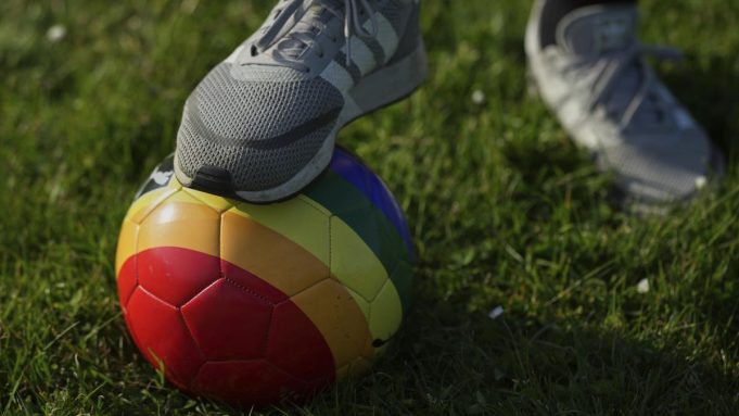Sepak bola Inggris melihat peningkatan seksisme, pelecehan transphobik musim lalu: Laporan
