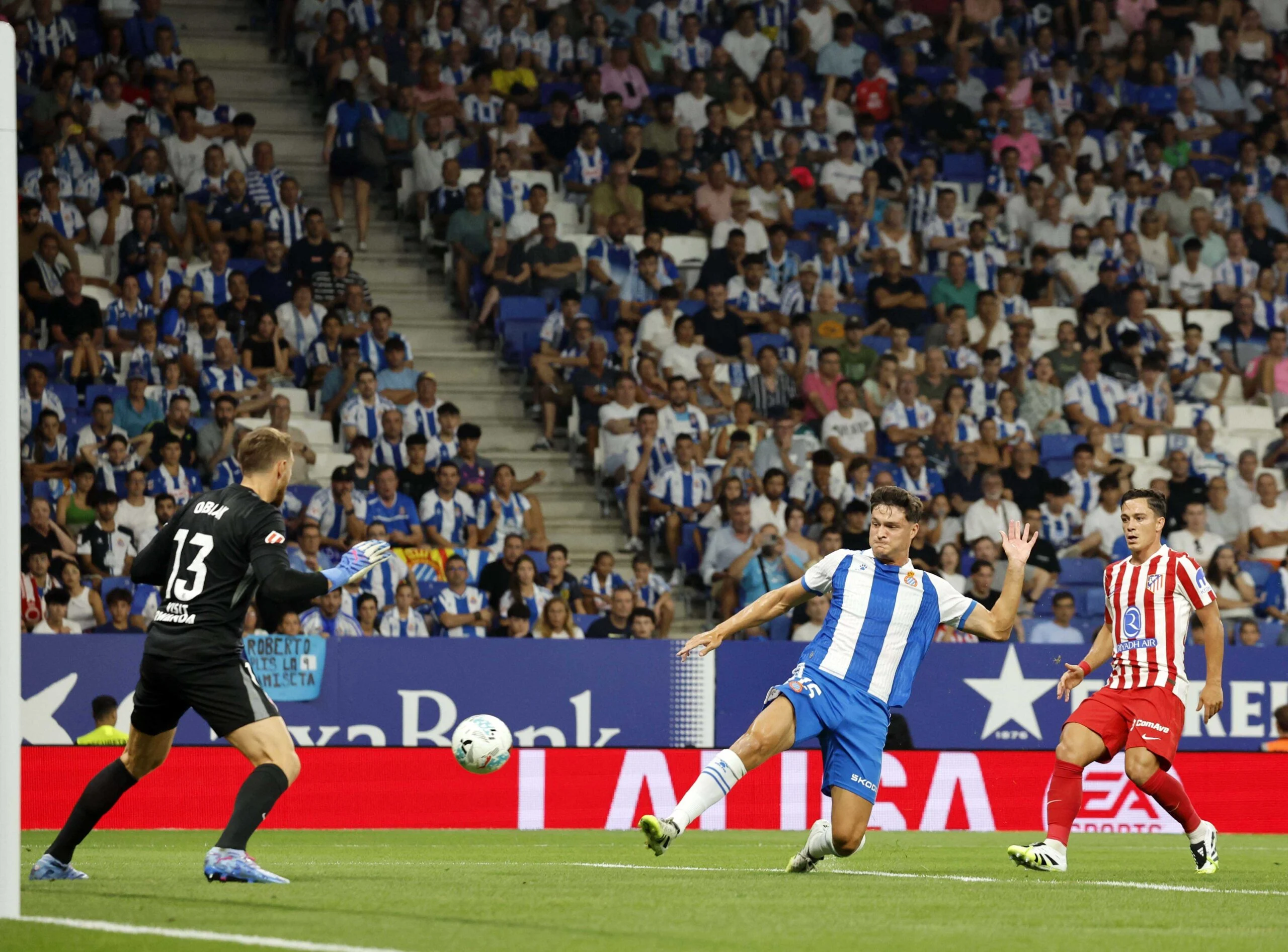 RCD Espanyol Stun Atletico Madrid untuk kemenangan 2-1