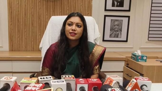 Medha Roopam is a 2014 batch IAS officer