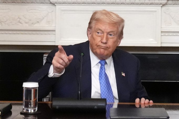 Trump mengatakan dia bertemu Putin di Alaska minggu depan untuk membahas mengakhiri perang Ukraina
