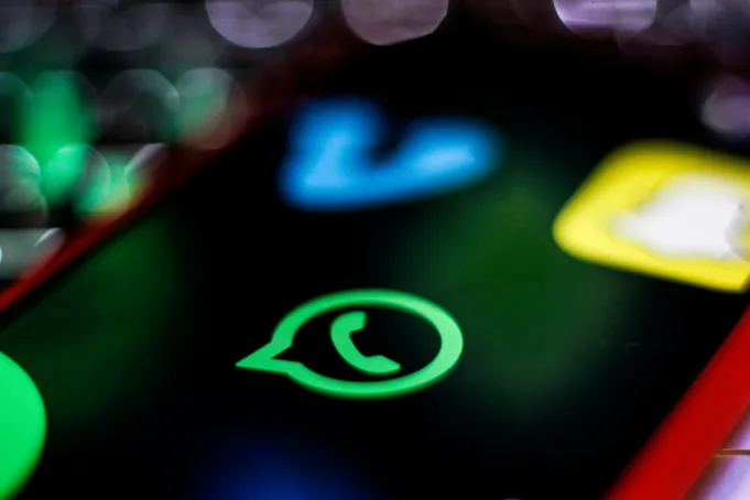 Whatsapp memperbaiki bug 'nol-klik' yang digunakan untuk meretas pengguna Apple dengan spyware
