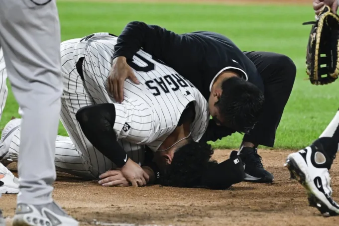 White Sox menempatkan Miguel Vargas di IL setelah tabrakan dengan Hakim Harun
