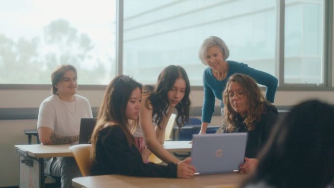 Bagaimana Gemini untuk Pendidikan Meningkatkan Pembelajaran bagi Lebih dari 10 Juta Mahasiswa Gemini: Platform Pembelajaran Berbasis Teknologi yang Mengubah Cara Belajar Mahasiswa