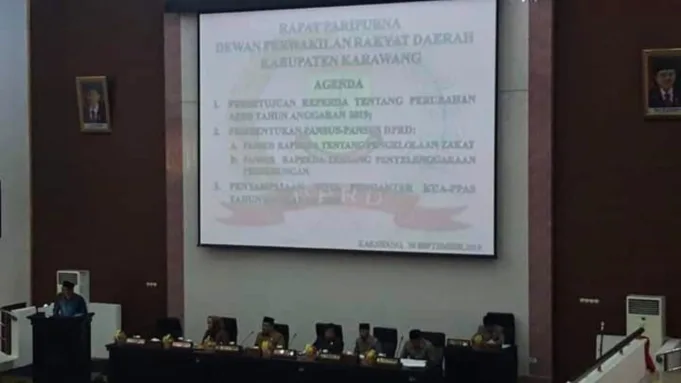 DPRD Karawang Mengeshkan Raperda Perubahan APBD 2019-2025