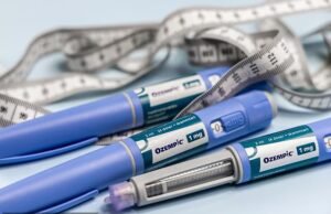 Apotek menyiapkan program penghentian suntikan lemak untuk menghentikan pasien menambah berat badannya ketika pengobatan berakhir