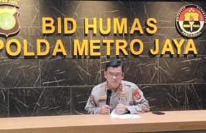 Peluru Nyasar Teror Warga BSD! Mobil di Ruko The Loop Tertembus Tembakan Airsoft Weapon