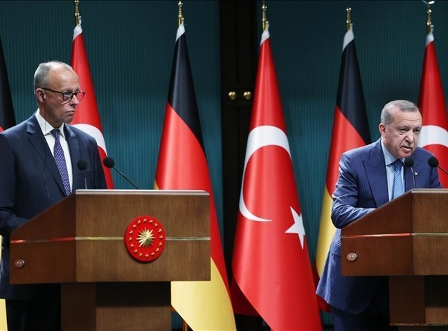 Presiden-Turki-Erdogan-mempertanyakan-diamnya-Jerman-atas-serangan-Israel-di.jpg