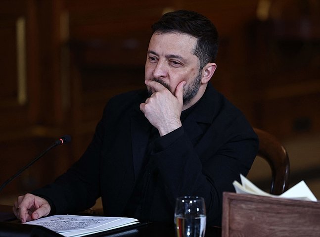 Ukraina-harus-menemukan-cara-untuk-menghasilkan-pertahanan-udara-Zelensky.jpg