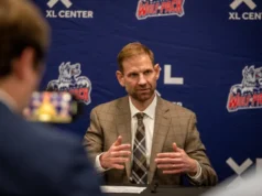 Hartford Wolf Load Weekly: Dylan Roobroeck memanas; kehilangan ujung selip