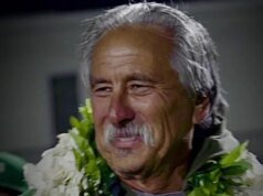 Pelatih sepak bola perguruan tinggi tercinta meninggal setelah penembakan di Oakland