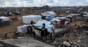 Cuaca musim dingin menambah kesengsaraan dan penderitaan di Gaza