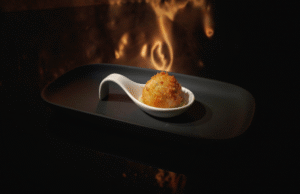 Grand Final Resep MKR: Smoked Ham Hock & Gruyere Croquette Justin dan Will dengan Saus Gribiche