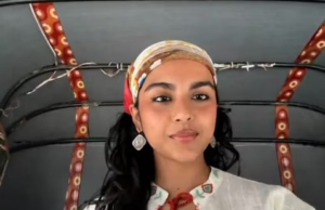 ‘Bandana Girl’ menghebohkan internet — dan juga lowongan pekerjaan seorang pendiri Bengaluru