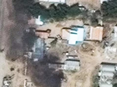 Donald Trump mengatakan dia akan melakukan intervensi atas permintaan Putra Mahkota Saudi Mohammed bin Salman