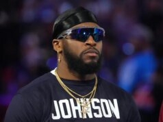 Membuka jendela latihan untuk CB Jaylon Johnson