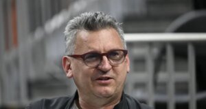 Ebuka Okorie dari Stanford memulai permainan dengan cepat vs. Montana State