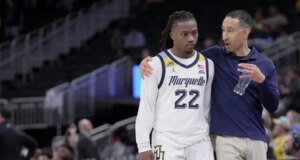 Lari yang diperpanjang mengirim Marquette meraih kemenangan mudah atas Little Rock