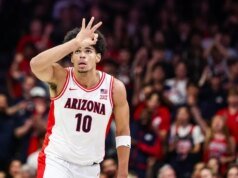 Nomor 5 Arizona, No. 15 uji keberanian UCLA di Seri Hall of Fame