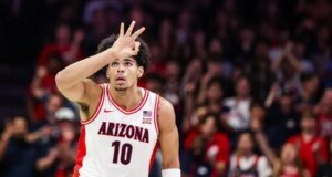 Nomor 5 Arizona, No. 15 uji keberanian UCLA di Seri Hall of Fame