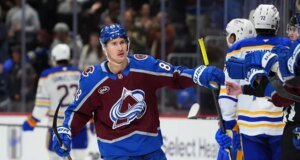 Martin Necas mencatat 2 gol, 2 assist saat Avs mengalahkan Sabres