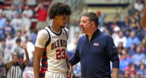 Belum menghadapi lawan tangguh sejauh ini, Ole Miss menyambut baik Austin Peay