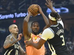 Donovan Mitchell mengumpulkan 37 poin saat Cavaliers mengungguli Bucks